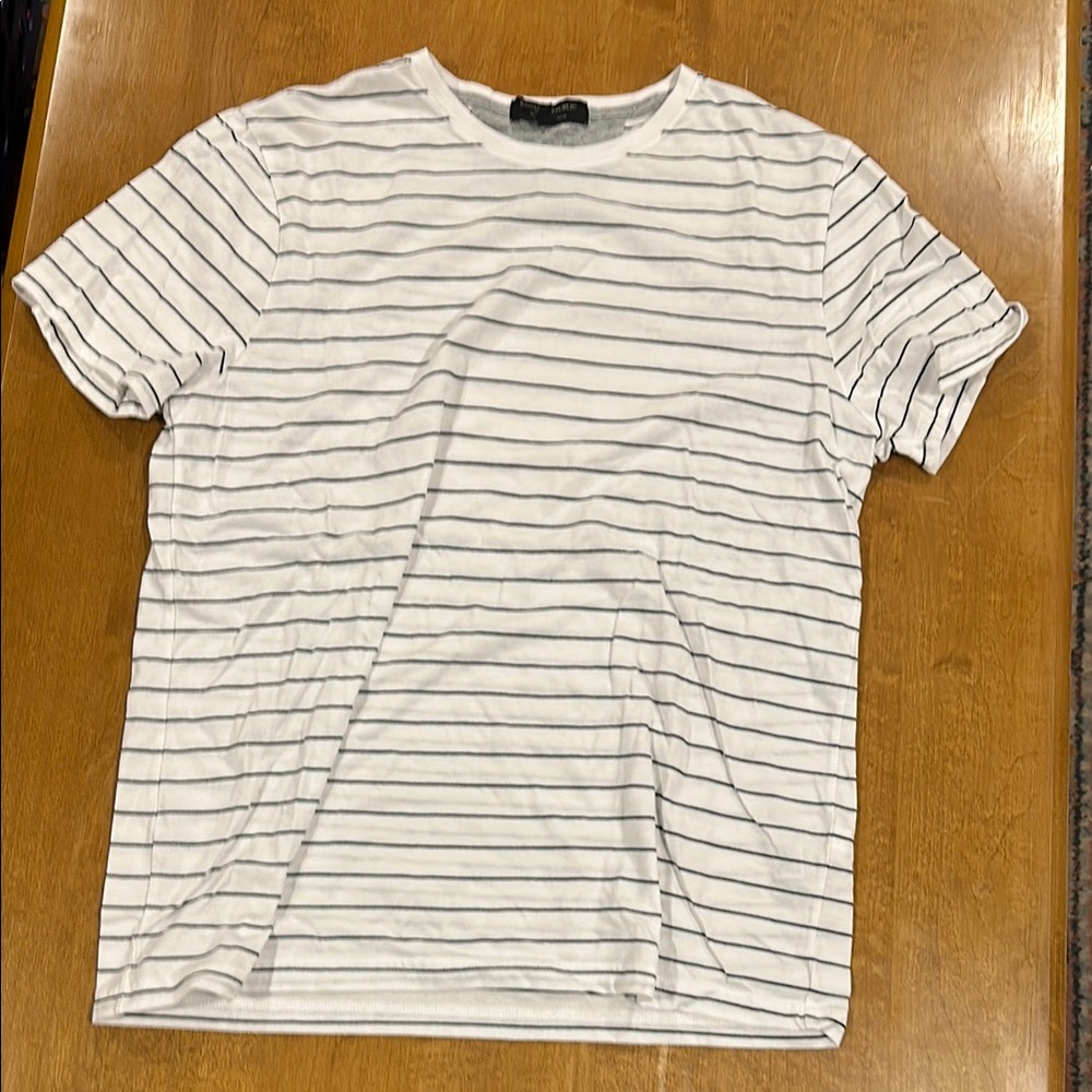 Banana Republic Large White with Black Stripes T shirt